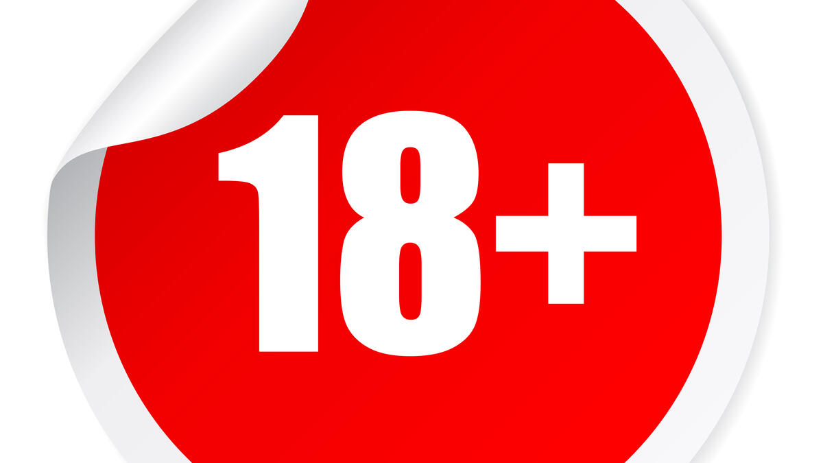 يجب أن تبلغ 18 عامًا على الأقل: كي تقدم على الجنسية بشكل منفرد، عليك أن تبلغ 18 عامًا، أما بالنسبة للأطفال دون ذلك السن، فيتم التقديم لهم من خلال أولياء الأمر.