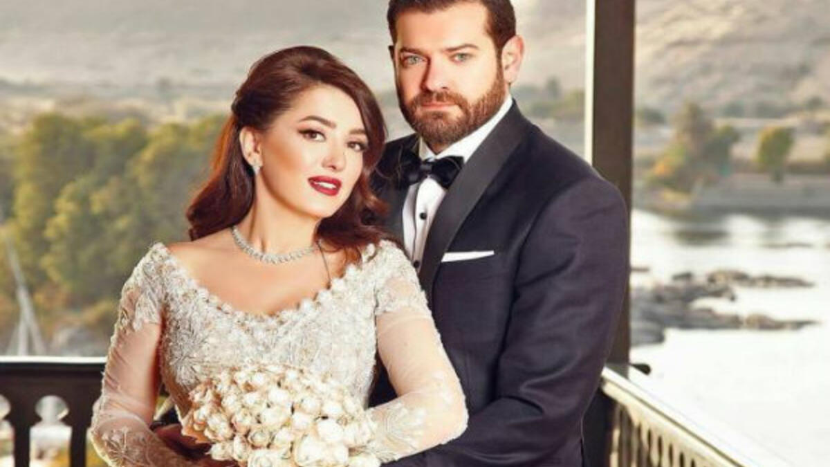 الفنان عمرو يوسف وكندة علوش كانا من الذين تكتموا على خبر ارتباطهما، ولم يردا على أي أخبار كُتبت عنهما بالنفي أو التأكيد، حتى أعلنا خبر الارتباط، وأقيم حفل زفافهما في أسوان.