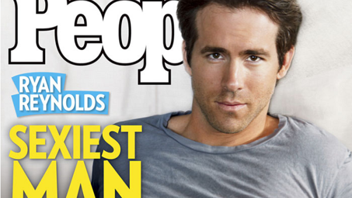 2010: رايان رينولدز (42 عامًا)