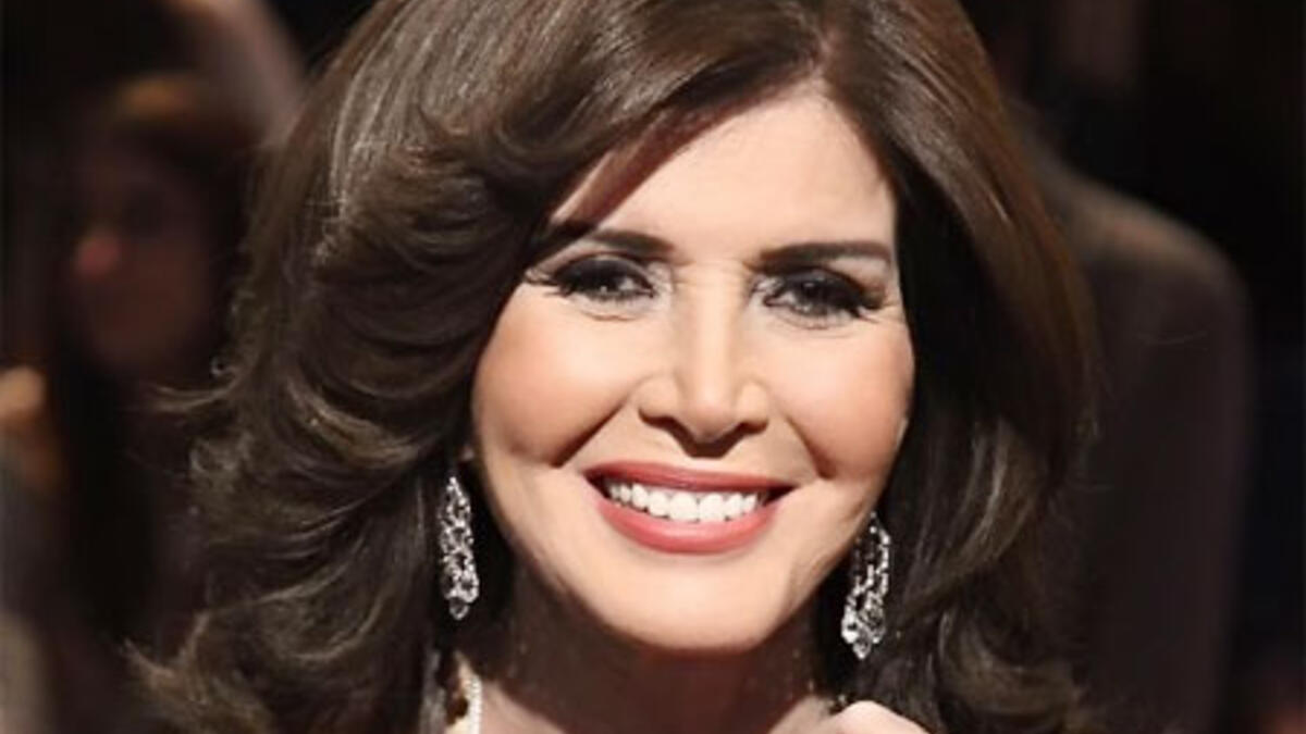 ميرفت أمين الممثلة المصرية ولدت في 24 نوفمبر وتعد واحدة من أهم وأبرز الفنانات المصريات حيث قدمت خلال مسيرتها الفنية مجموعة من أهم الأفلام والتي منها : ( أيام السادات، أبي فوق الشجرة، حافية على جسر من الذهب، الحب وحده لا يكفي، زوجة رجل مهم، للمتزوجين فقط).