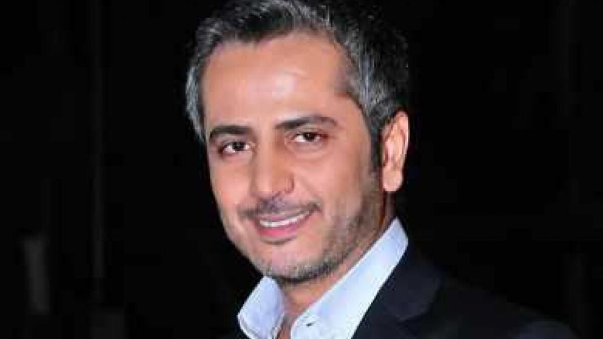 حصل على أكبر عدد من المستمعين . واصل عبر الشاشة المرئية شاشة mbc فقدم من خلالها البرنامج الصباحي صباح الخير ياعرب، وشارك في تقديم  النشرات الإخبارية وانتقل إلى محطة أوربت واحدث نجاحاً في مسيرته.