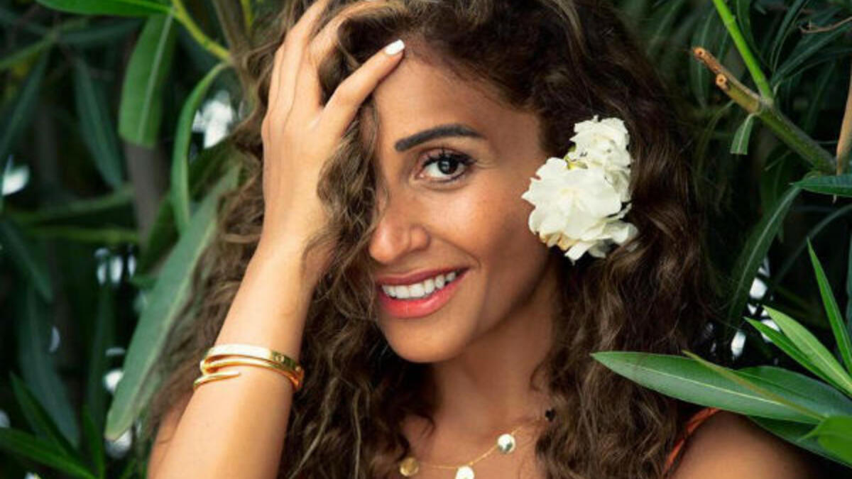 في نوفمبر 2013، ألقي القبض على الفنانة دينا الشربيني في شقة بالزمالك بسبب تعاطي المخدرات، وفي فبراير 2014 قضت محكمة جنايات القاهرة بحبسها عامًا وتغريمها 10 آلاف جنيه.