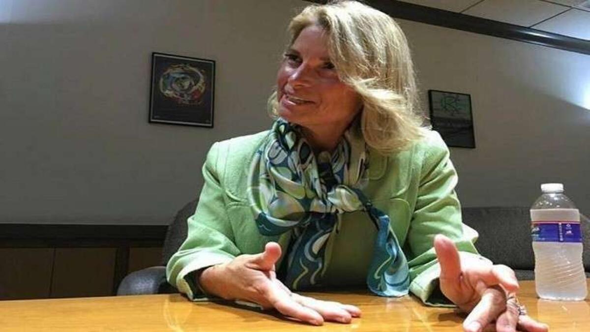 سحبت أندريا رامسي ترشحها لعضويّة الكونغرس في لكنساس، بعد أن قرّر الحزب الديموقراطي عدم تأييدها بسبب اتهامات موجهة لها بالتحرّش الجنسي.