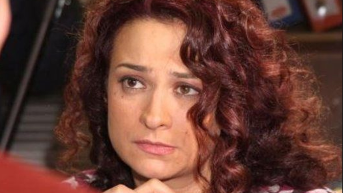 بدأت مشوارها الفني عام 1991 وفي رصيدها العديد من المسرحيات والأفلام والمسلسلات