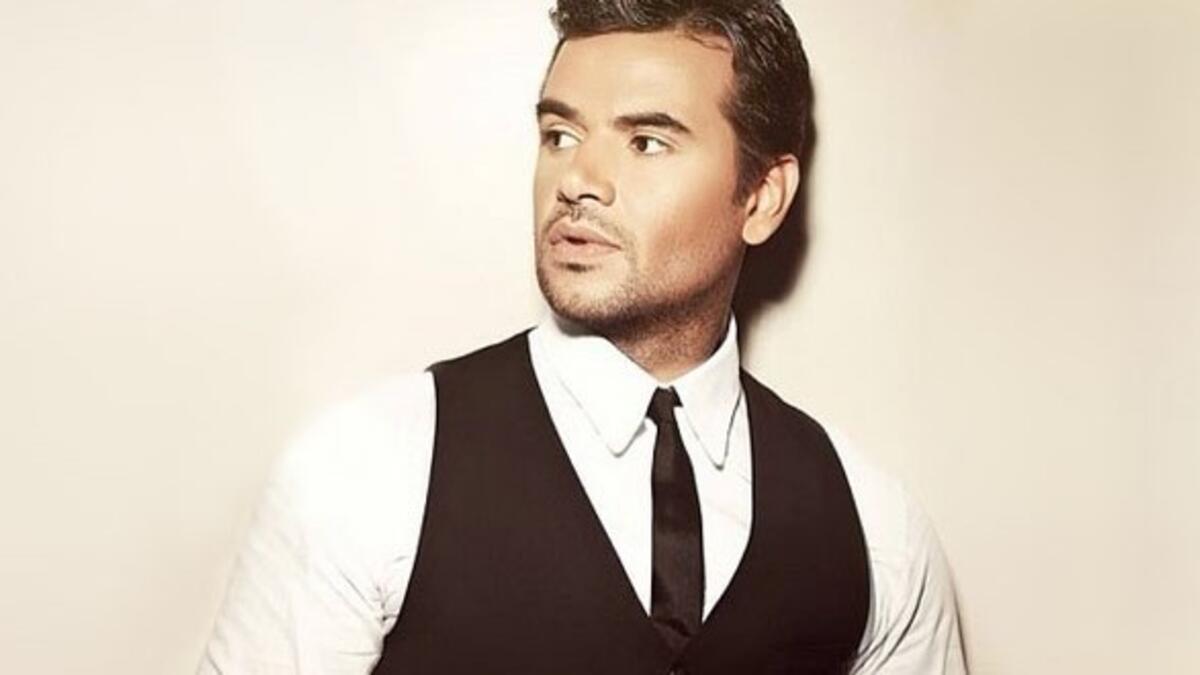 سامو زين 10 نوفمبر 1979: مغني سوري وحصل على الجنسية المصرية منذ فترة قريبة، إذ يتحضر لتصوير جزء جديد من مسلسل "طعم الحياة"، وذلك بعدما نجحت الشخصية التي قدمها من قبل وهى "عبده الفتوة"