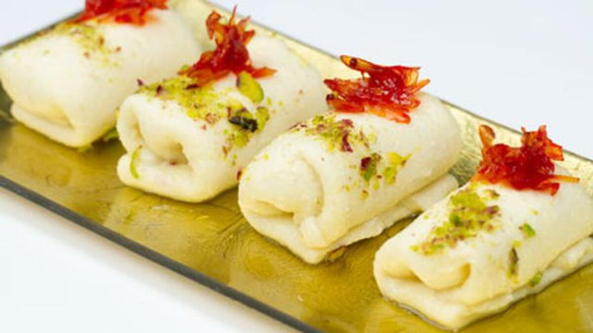 الأردن، فلسطين، سوريا، لبنان: تشتهر بلاد الشام بالحلويات الباردة كحلاوة الجبن، والقطايف، والكنافة.