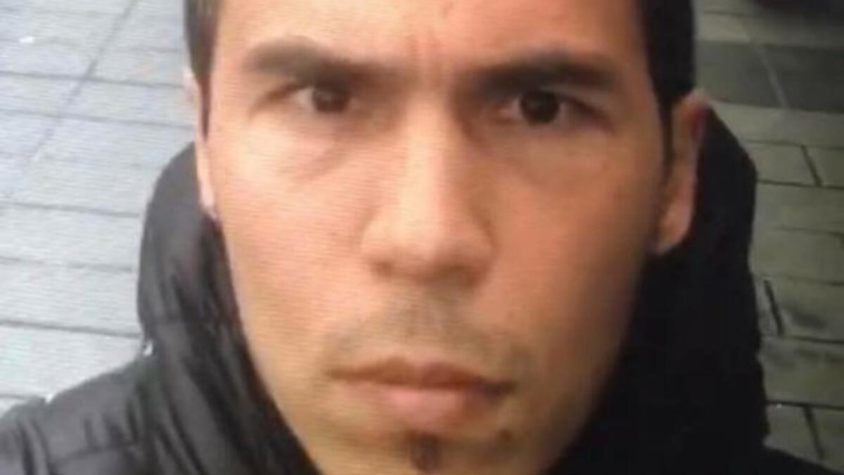 استغلال الأطفال في السياسة