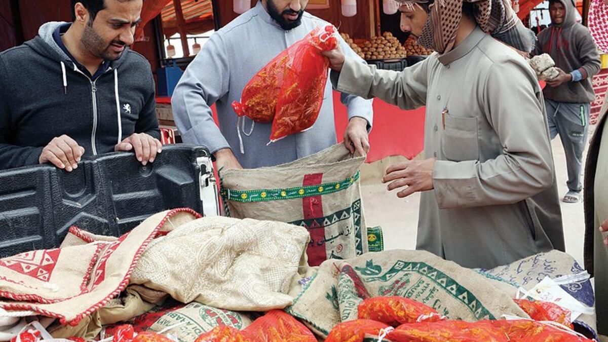 Eating locusts in Kuwait making a significant comeback (Twitter)