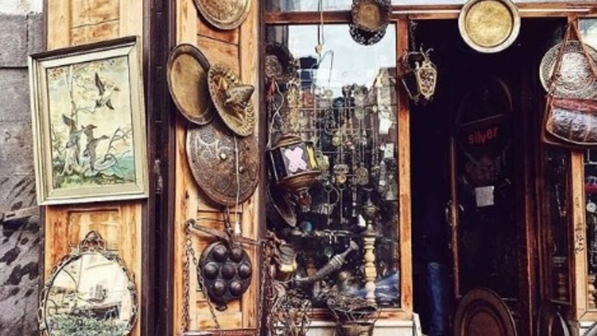 Shop with traditional art (Instagram)