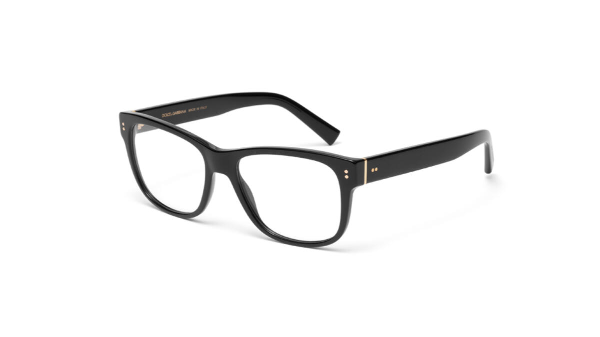 With its square design and thick temples, the Domenico model is a Dolce&Gabbana classic. In the optical model it comes in two refined shades, blue and grey streaked havana, and in the classic black and havana colours.