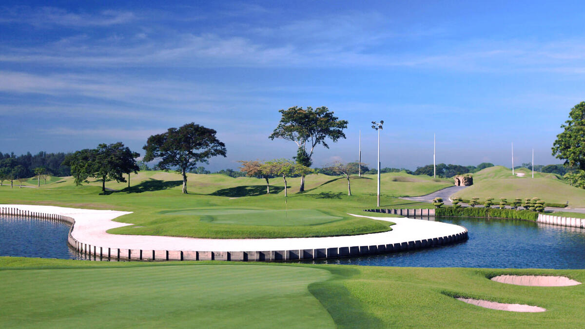 Laguna National is one of Andy Dye’s masterpieces. The award-winning master's course welcomes many famous golfers worldwide, such as Ernie Els and Colin Montgomerie. The beautiful and peaceful parkland landscape calms players before they complete a stern test of golf at one of the most celebrated golf courses in Asia.