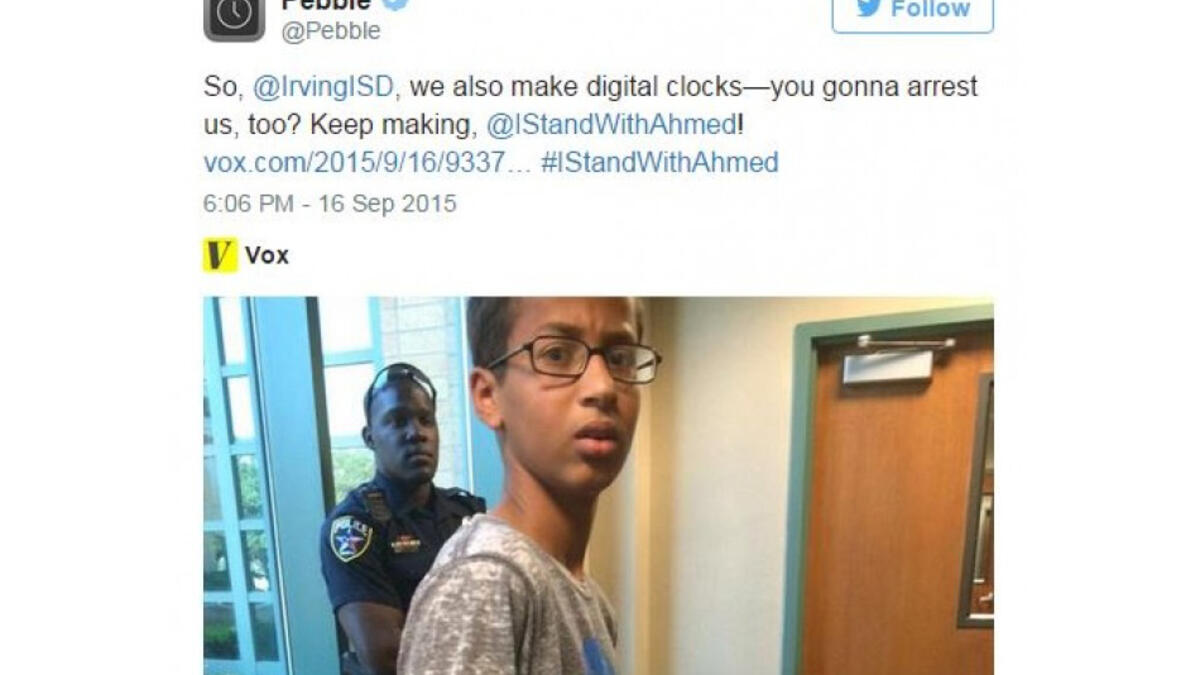 Pebble clock makers tweet