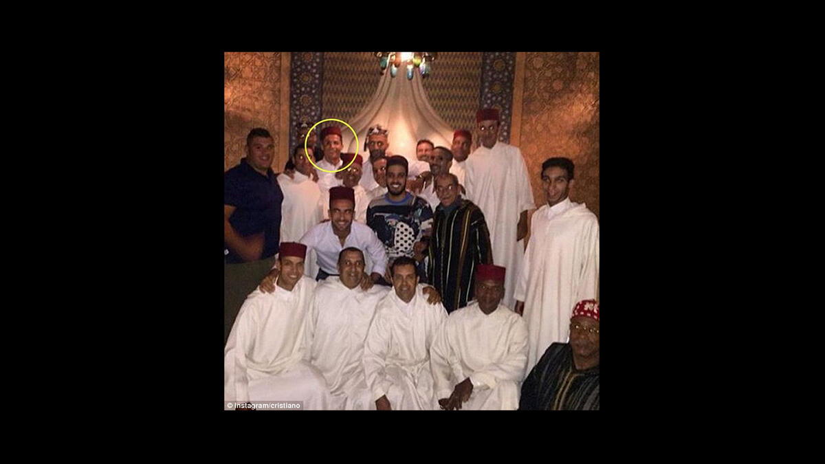 Cristiano Ronaldo arabic dress