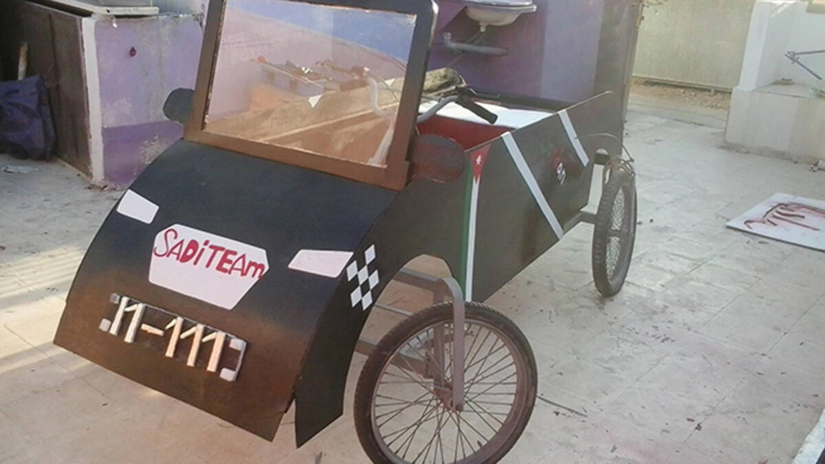 Little is known about the SA3DI team, but this odd looking cart shows some patriotic pride.  So we'll say, Go Jordan! and wish them the best!