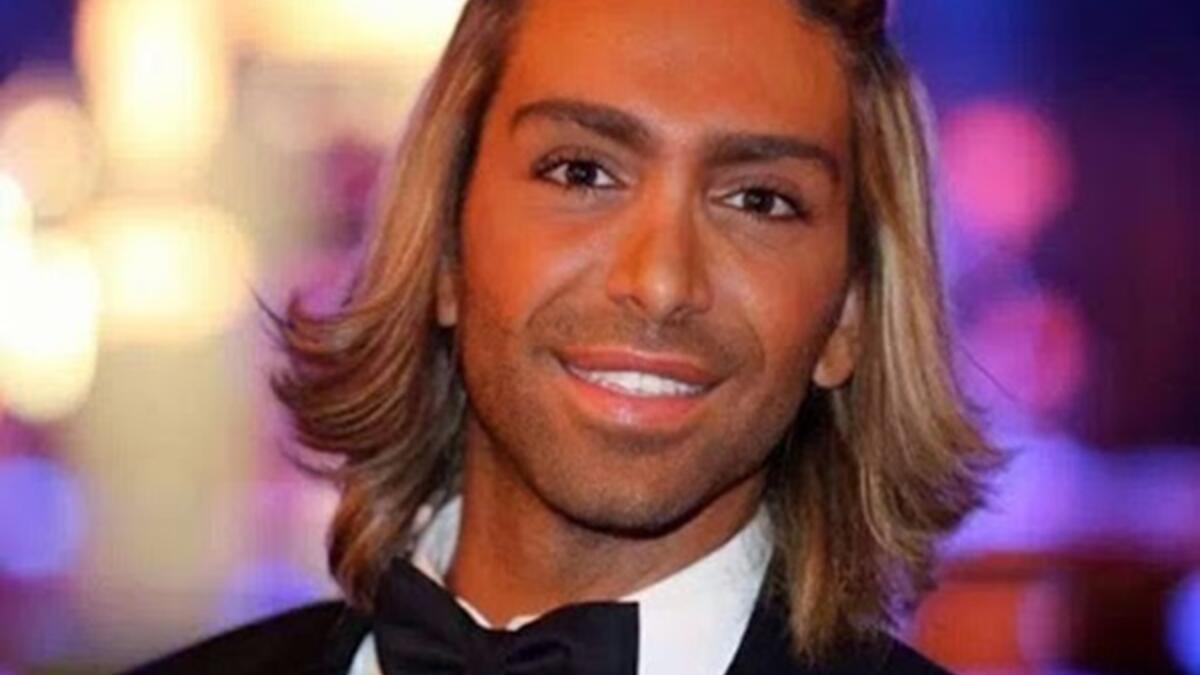 نجم مواقع التواصل الاجتماعي اللبناني ميشو الشرير كما يسمي نفسه وهو شاذ جنسياً ويعمل في مهنة التجميل ويعترف بشذوذه وينشر صور عديدة له مع أصدقائه المثليين وأثارت زيارته للاردن موجة من الغضب بين الشعب الأردني.