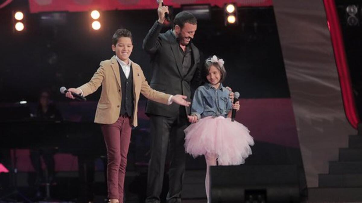 أجمل ما في الحلقة مشاركة كاظم الساهر فريقه أغنية "روحي قلبي كبدي"