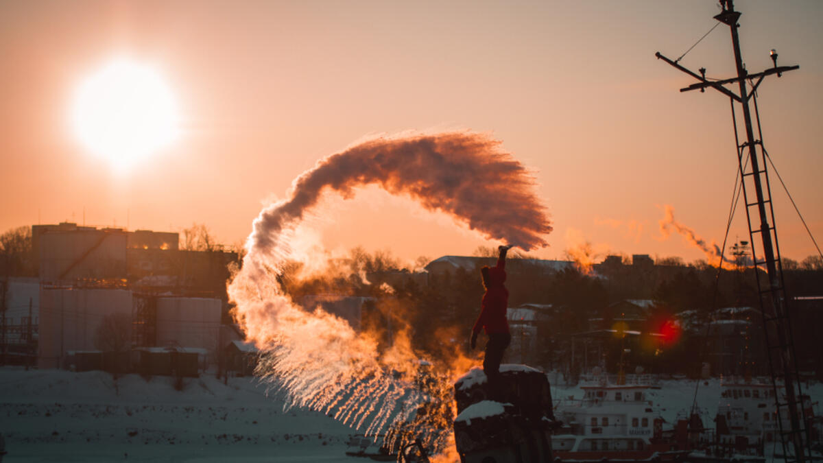 Insanely beautiful natural effect of turning boiling water into steam in the cold. (Shutterstock/ File Photo)