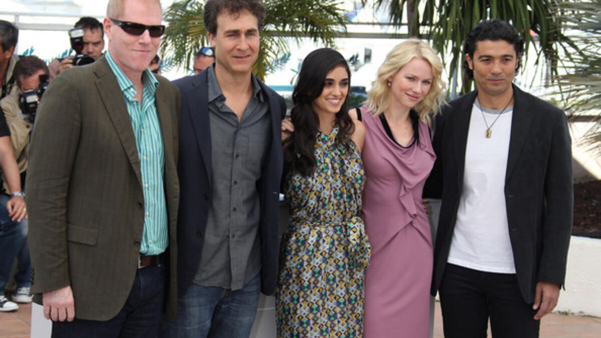 الممثل المصري خالد النبوي لاحقته تهمة التطبيع بعد ظهوره في فيلم "اللعبة العادلة" مع الممثلة الإسرائيلية "ليراز تشارهي".