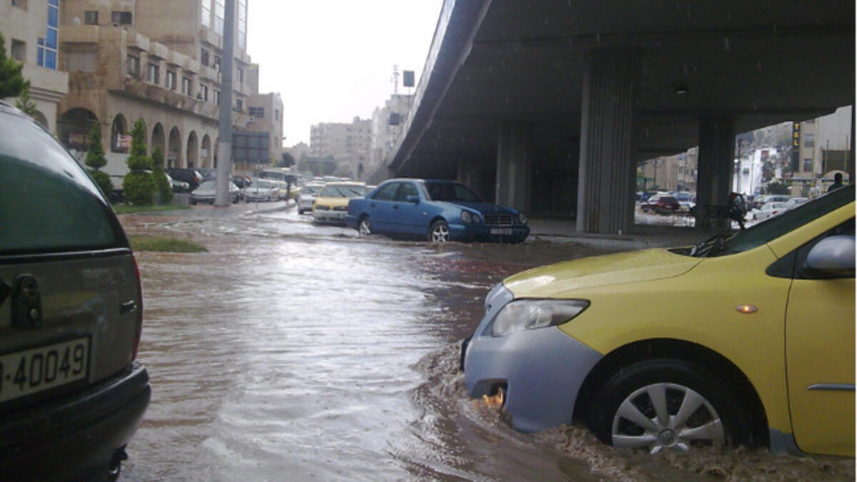 ‘It’s raining’: I know this. In fact, I’m trying to catch a taxi right now so I can get out of it. Fortunately this isn’t such a common occurrence in Amman; unfortunately, when it rains it pours. Best time for business I hear you say to the back of the car? Well whose livelihood is it?!