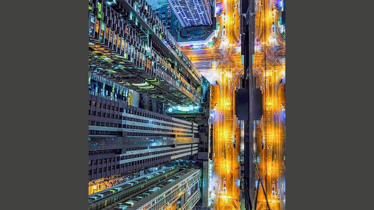 The ACC’s Elite Residence was completed in 2012 and stands at 380.5m. It contains 695 apartments and 12 elevators, as well as spas, swimming pools, a business center and a gym. Situated in the Dubai Marina district, it has particularly scenic views of the artificial palm islands.