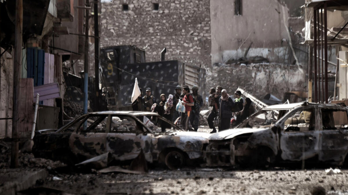 While many civilians have managed to leave the city as a result of the fight, others have been forced to enter the zones of conflict in Mosul, being used as human shields by Daesh. Sometimes, they have been trapped inside their homes and prevented access to food and medical care. Those who attempted to flee, feared being killed.