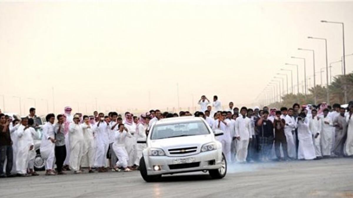 Car drifting is very common around the Saudi Kingdom despite the authorities attempt to ban it. (reportinglivefromsaudi.wordpress.com)