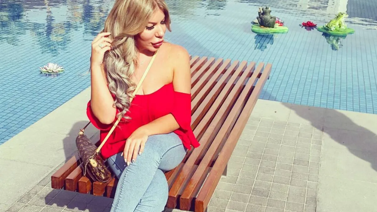 Off-the-shoulder designs are mighty popular with women of all ages in the ME.