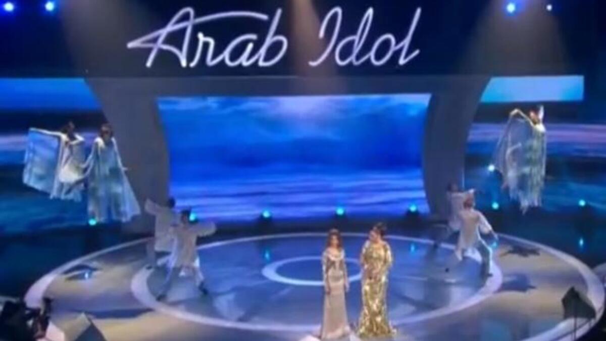 Ahlam and Dunia sing-off