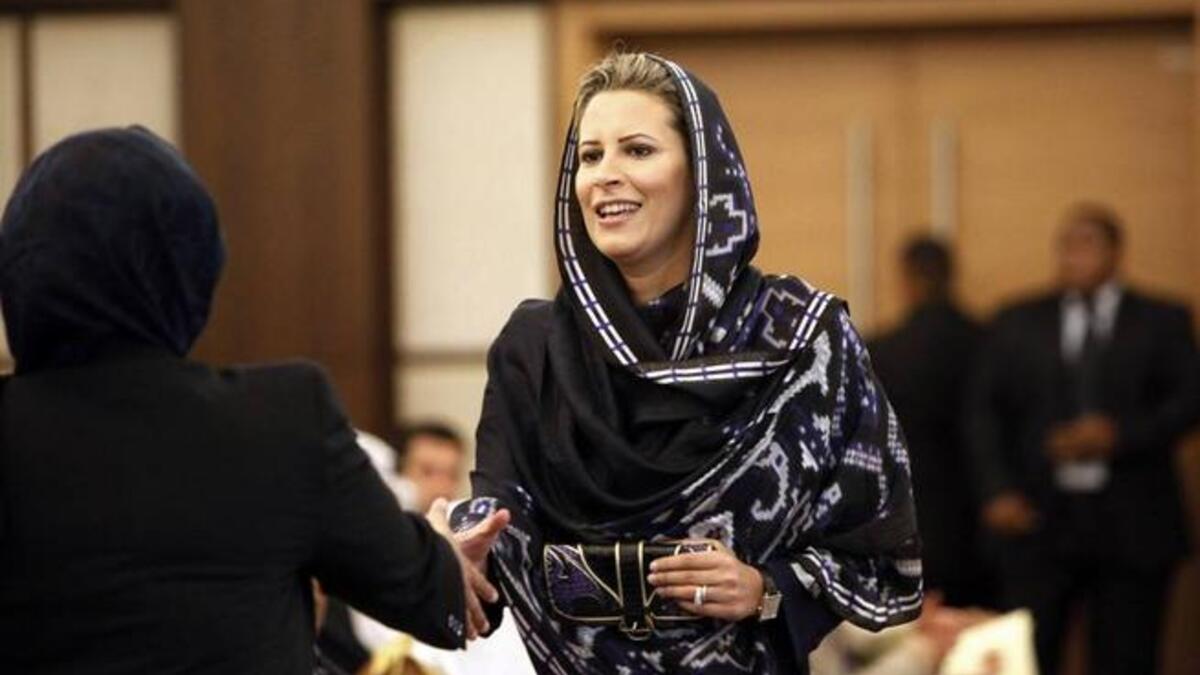 عائشة - (34 عاما)، الابنة الوحيدة للقذافي وهي محامية وقد انضمت إلى لجنة الدفاع عن الرئيس العراقي السابق صدام  وتلقب"كلوديا شيفر ليبيا".