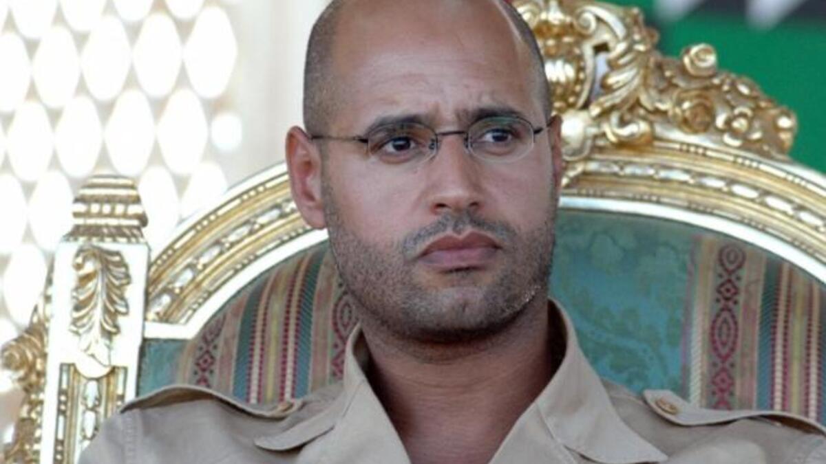 سيف الإسلام: أكبر أبنائه، يروج للإصلاح السياسى والاقتصادى والمنظمات غير الحكومية وكان على خلاف مع بعض أشقائه .