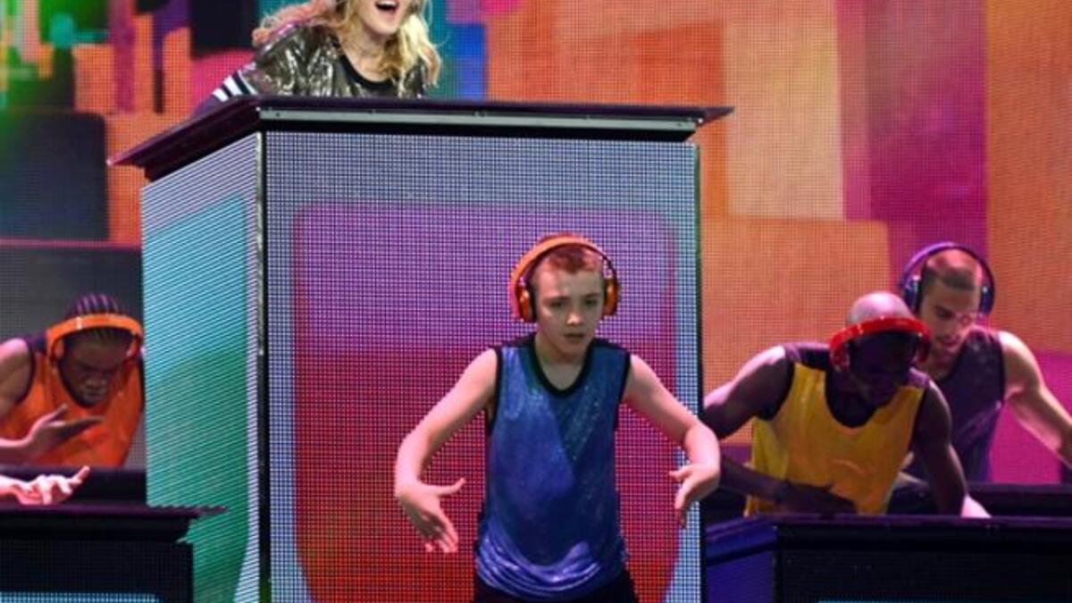 مادونا وابنها روكو في حفلاتها في الشرق الأوسط