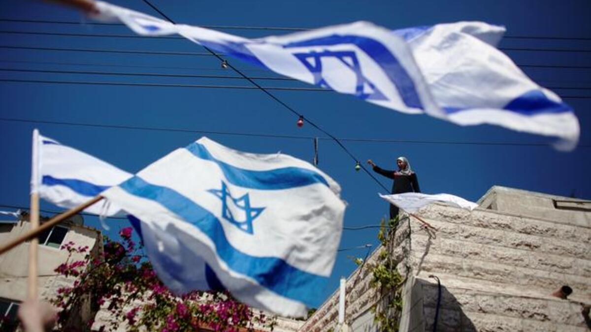 The future 'settlement': Even if Palestinians are to be granted statehood of sorts, what of the Israeli settlements? Will
Jewish settlers be cleared out in the demarcated Palestine 'state' upon UN say-  so or will they live with Palestinian IDs 
under Palestinian control or yoke?