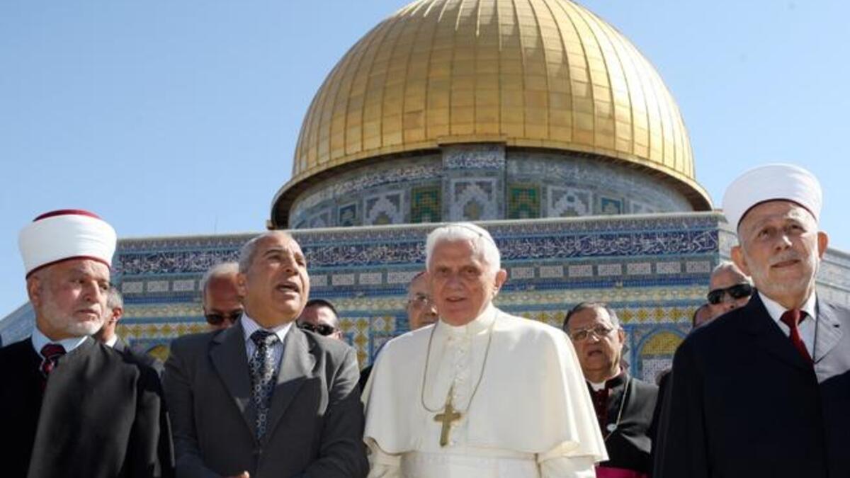 Pope Bennedict XVI does Jerusalem in Holy Land tour of 2009