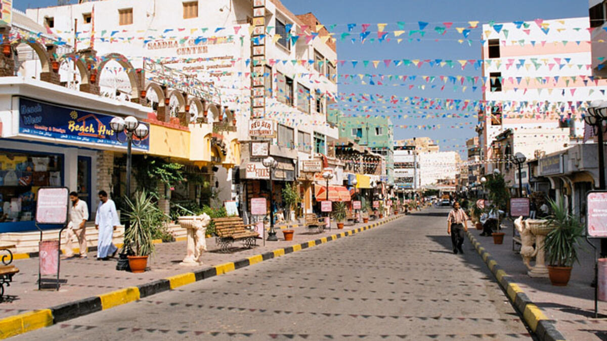 deserted street in ramadan