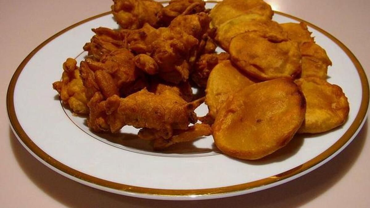 Home & away: Think twice before throwing food. Don’t cook too 
much. Restaurants also need to take responsibility- 
with reports of an initiative emerging from Germany, whereby customers are penalized extra on the bill if they waste food. 
Wasting food is 
criminal so why don't we treat it as such?