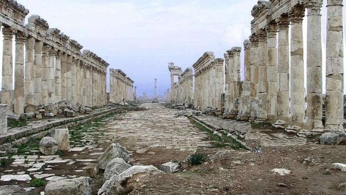 tanks at Roman ruins in Apamea, syria.