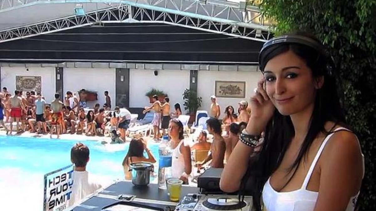 syria pool party conflict war