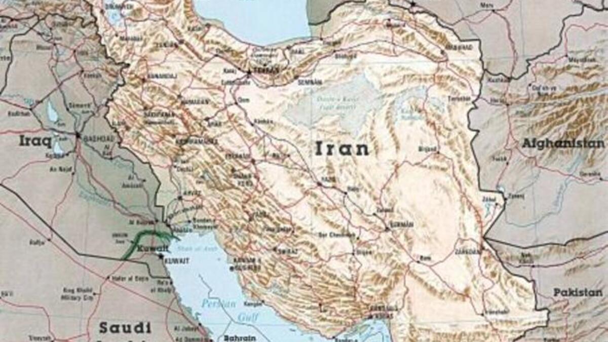 map of Iran shows that Syria shares no border with the Persian state