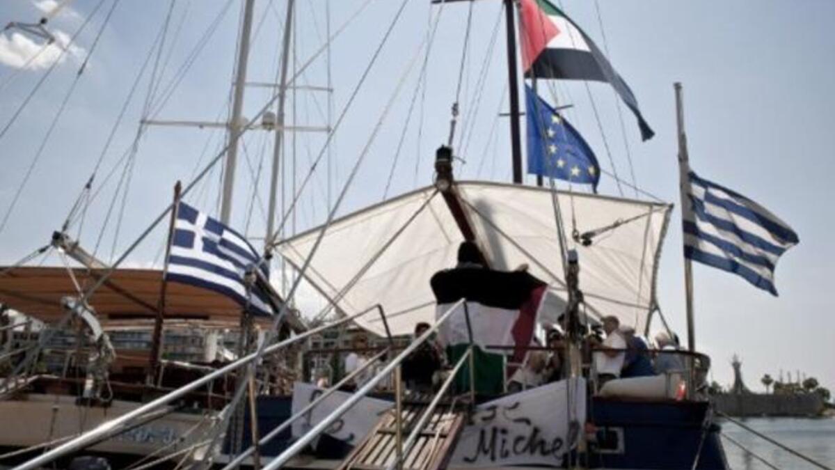 More Israeli propaganda waged included some blatant lie campaigns, like a gay Palestine supporter
refused entry to flotilla, and hyperbole & psycho-babble as waged in a YouTube-broadcast shrink-interview with a paranoid
'Israel', in the form of a sexy woman suffering flotilla syndrome.