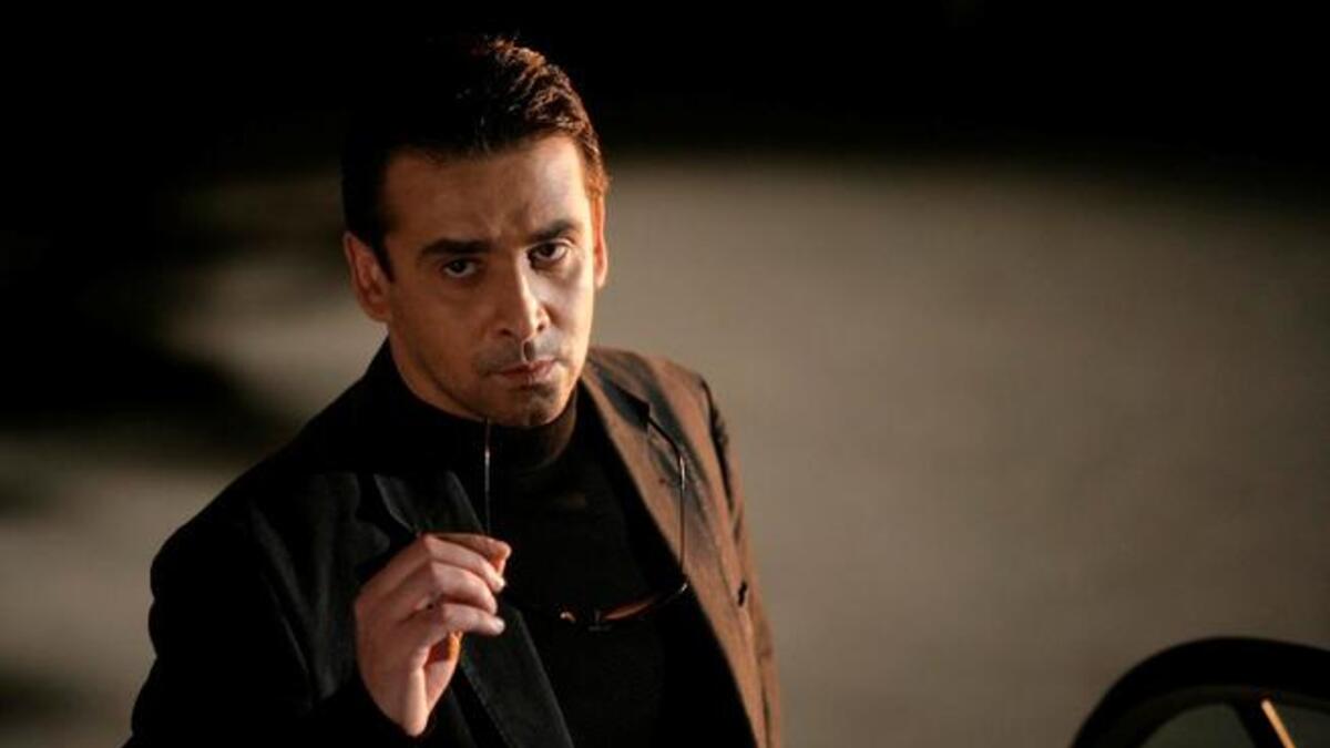 كريم عبد العزيز في فيلم الفيل الأزرق