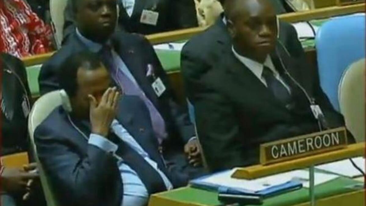 It’s tough on the audiences who must sit through these long ranting speeches – often of 40 minutes - hoping for a gem of wisdom and sense (or not ) to materialize. He offers the reprieve of 15 seconds to vary the pace.