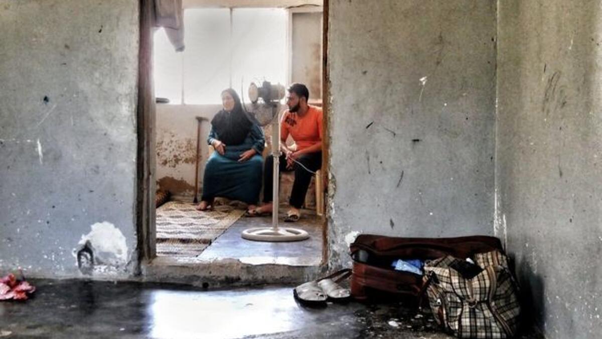 لاجئون في تركيا وسوريا