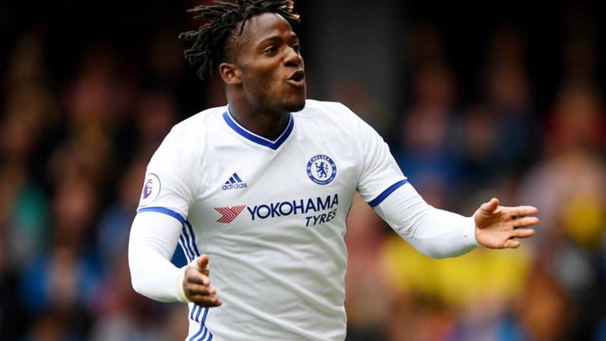 12- المهاجم البلجيكي ميتشي باتشواي: من مرسيليا إلى تشلسي مقابل 39 مليون يورو