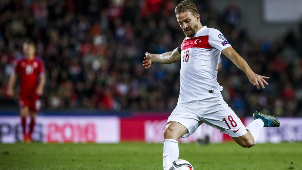 الظهير التركي كانير إيركين (فينيرباهتشة)