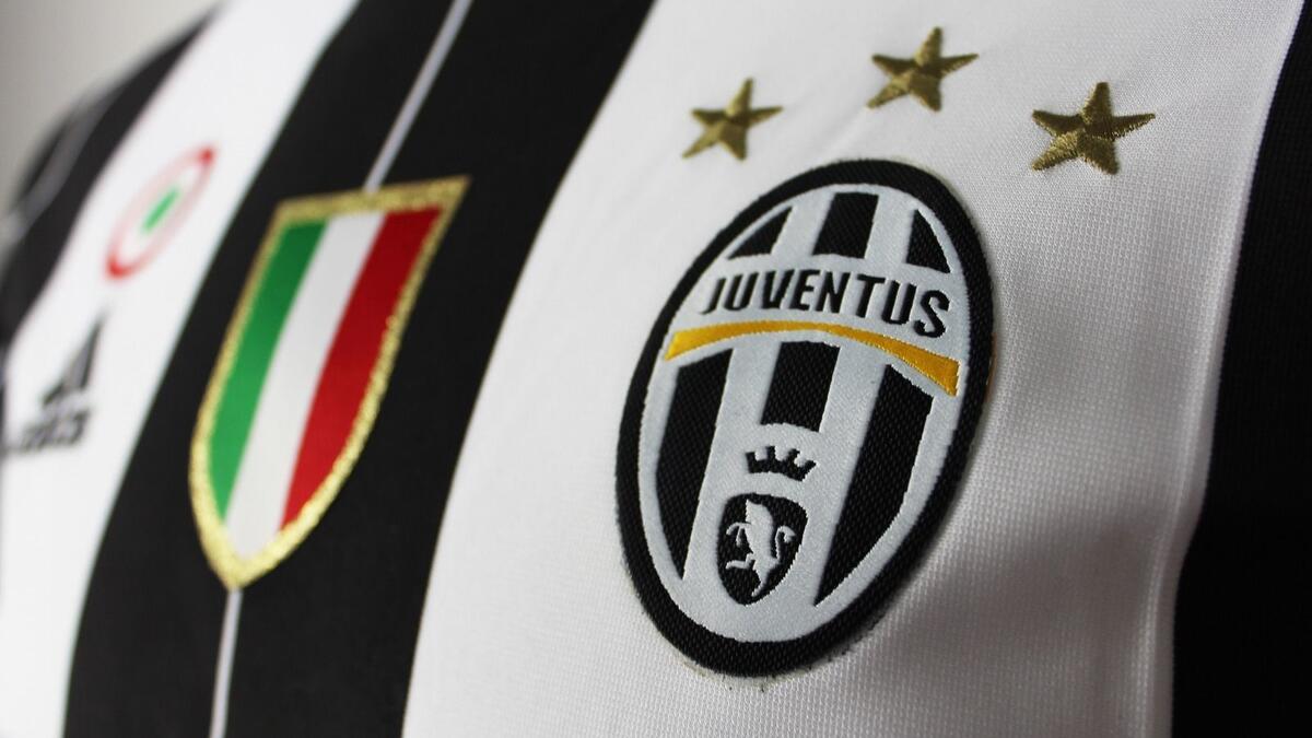 9- يوفنتوس الإيطالي بـ 420 ألف قميص سنوياً.