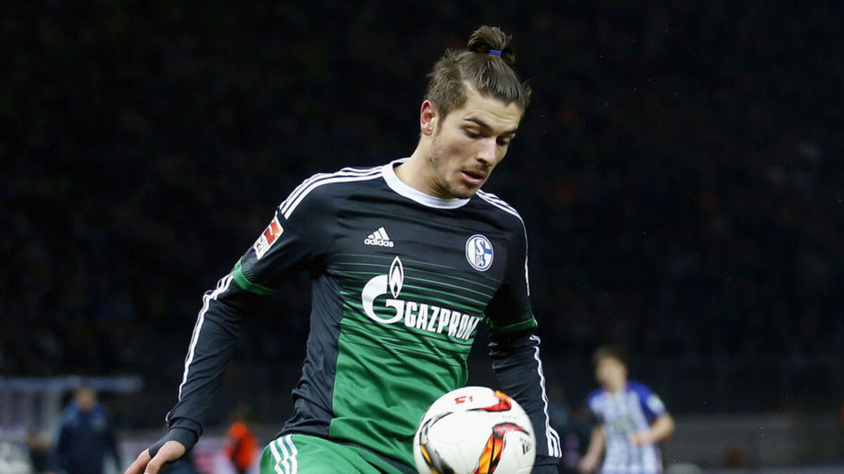 المدافع الألماني رومان نيوشتادر (شالكه)