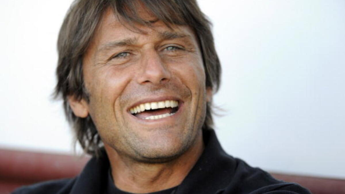 الإيطالي أنتونيو كونتي (يوفنتوس) برصيد 11380 نقطة.