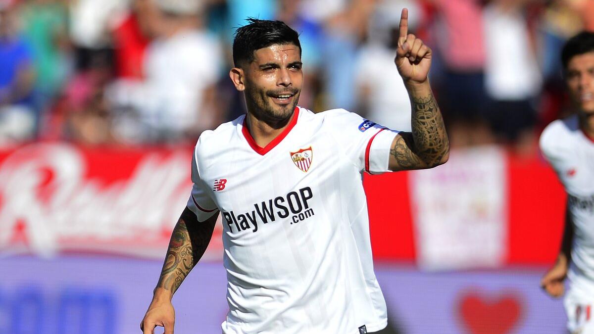 8. لاعب الوسط الأرجنتيني إيفر بانيغا (إشبيلية) 121 مراوغة ونسبة نجاح 68%.