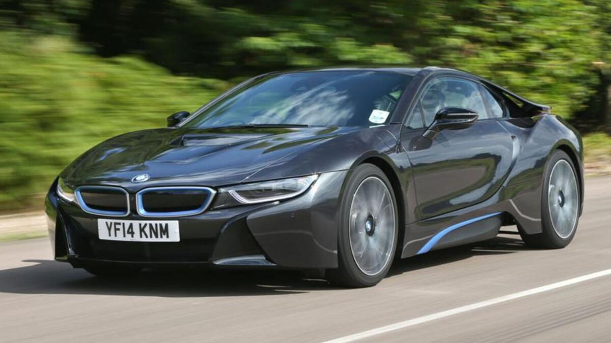 4- بي إم دبليو آي 8 (BMW i8)