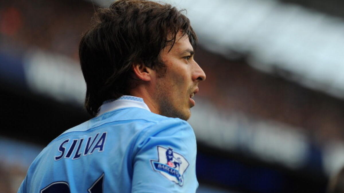 لاعب الوسط المهاجم الإسباني دافيد سيلفا (مانشستر سيتي): يتقاضى 17 مليون دولار سنوياً من ضمنها راتب سنوي بقيمة 15 مليون دولار.